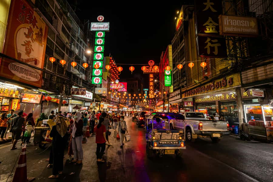 Bangkok: Private Tuk-Tuk Night Tour, River Boat & Eats - Chinatown after sunset