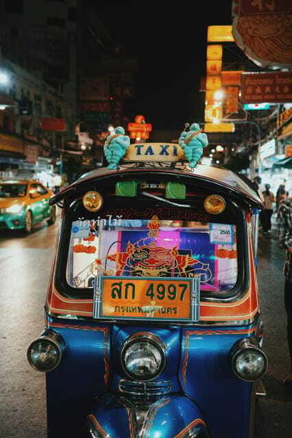 Bangkok: Private Tuk-Tuk Night Tour, River Boat & Eats - Who will get the most from this experience