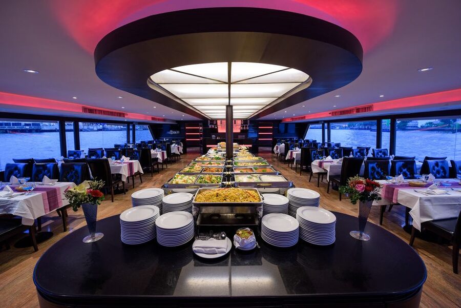 Bangkok: River Dinner Cruise on the Chao Phraya Princess - Booking tips that can save your evening