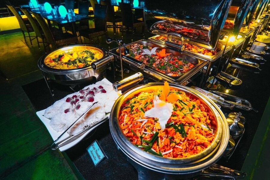 Bangkok: Royal Princess Chao Phraya Dinner Cruise - Starting at Asiatique from 6:00 to 7:20 PM