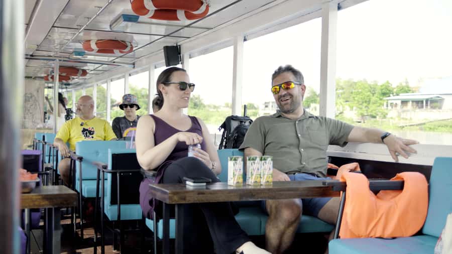 Bangkok: Slow Boat Tour on the River to/from Ayutthaya - Arriving near Ayutthaya and visiting Bang Pa-In