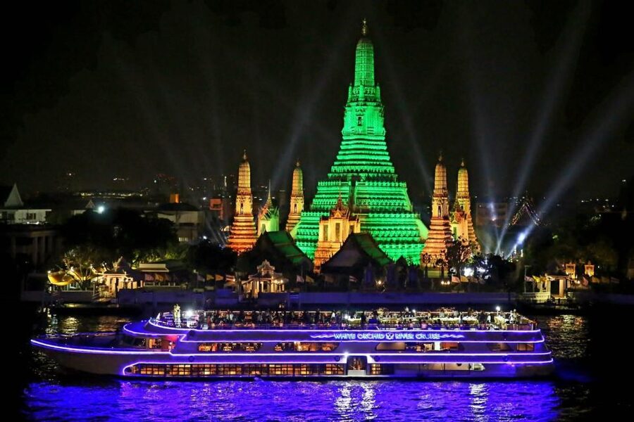 Bangkok: White Orchid Chao Phraya Dinner Cruise - Music, dance, and the upper deck
