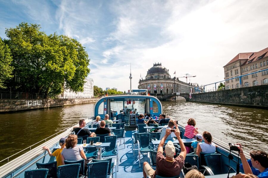Berlin: 3.25-Hour Spree & Landwehrkanal Boat Tour - Should you book the Spree and Landwehr Canal cruise?