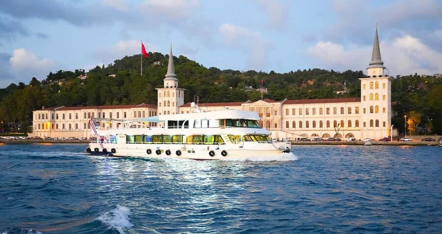 Best of Istanbul in 1 Day: Guided Tour with Bosphorus Cruise - A full day in Istanbul’s historic center