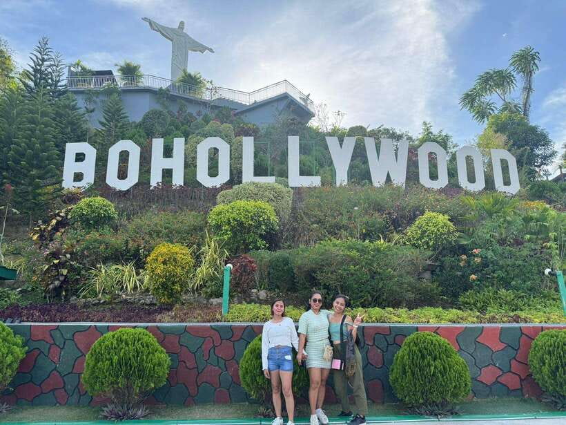 Bohol: Chocolate Hills, Loboc River Cruise, and Buffet Lunch - Optional Butterfly Sanctuary or Hinagdanan Cave