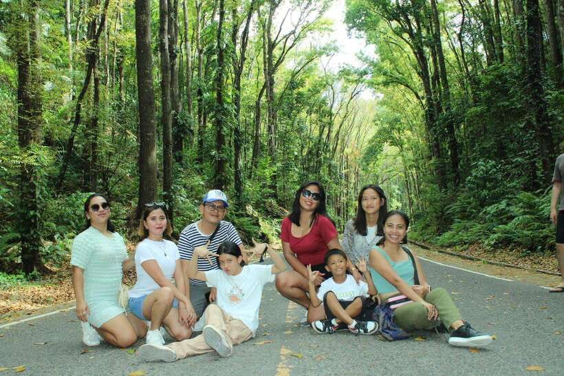 Bohol: Chocolate Hills, Loboc River Cruise, and Buffet Lunch - Private transport and the guide experience