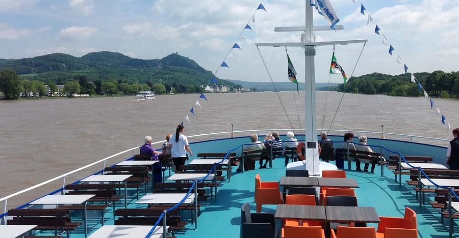 Bonn: 1.5-Hour River Cruise on the Rhine - Bonn to Königswinter by boat
