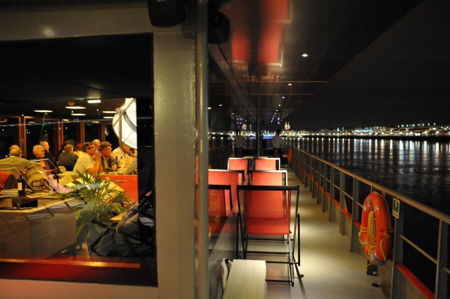 Bordeaux: 2-Hour River Dinner Cruise - Booking advice and final verdict