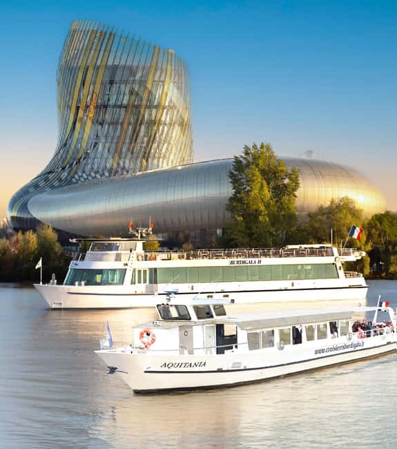 Bordeaux: Guided River Cruise - Pont d’Aquitaine and the longer river view