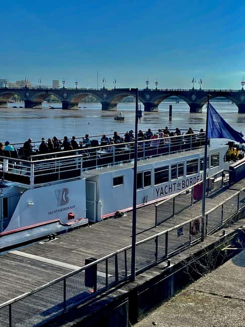 Bordeaux: River Garonne Cruise with Glass of Wine and Canelé - Pont de Pierre and the first city views