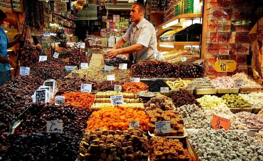 Bosphorus Cruise and Two Continents Tour with Local Guide - Why this tour works for seeing Istanbul in one day
