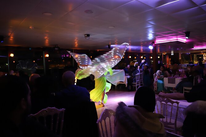 Bosphorus Dinner Cruise Tour with Private Table - The Bosphorus sights from Dolmabahçe to Beylerbeyi