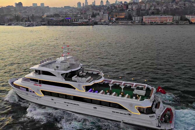Bosphorus Dinner Cruise with Show and Private Table - What this Bosphorus night cruise is really like
