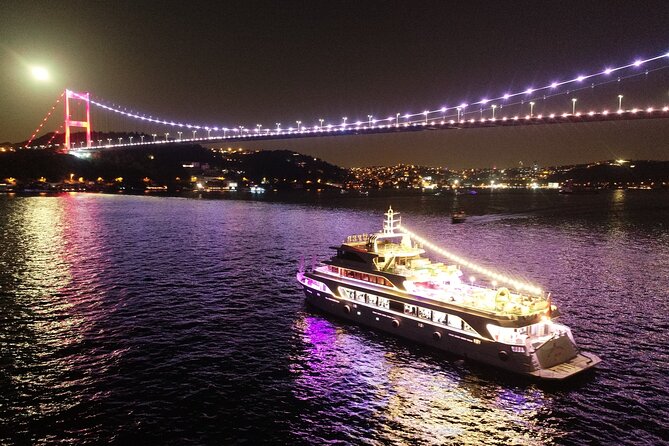 Bosphorus Dinner Cruise with Show and Private Table - Regular ticket or upgraded transfer package?