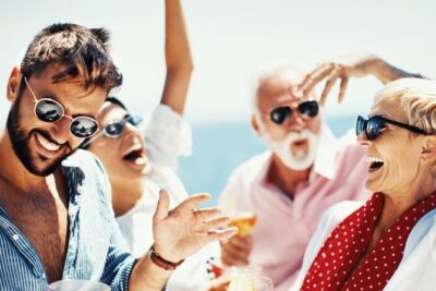 Bosphorus Evening Cruise: Dinner, Live Shows & Private Table
