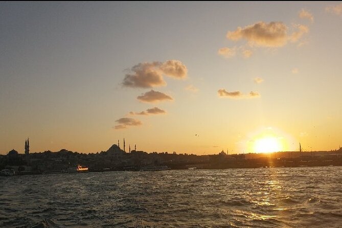 Bosphorus Explorer: 3-Hour Cruise with Asian Side Visit - Finding the pier near Eminönü