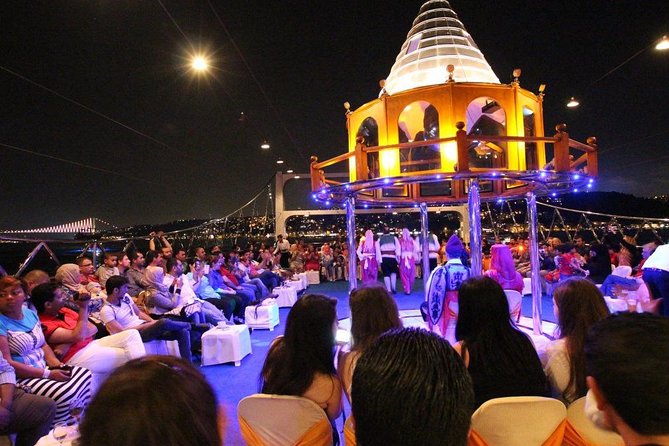 Bosphorus Night Cruise: Dinner, Drinks & Hotel Pickup - A Night on the Bosphorus, Starting at Kabataş