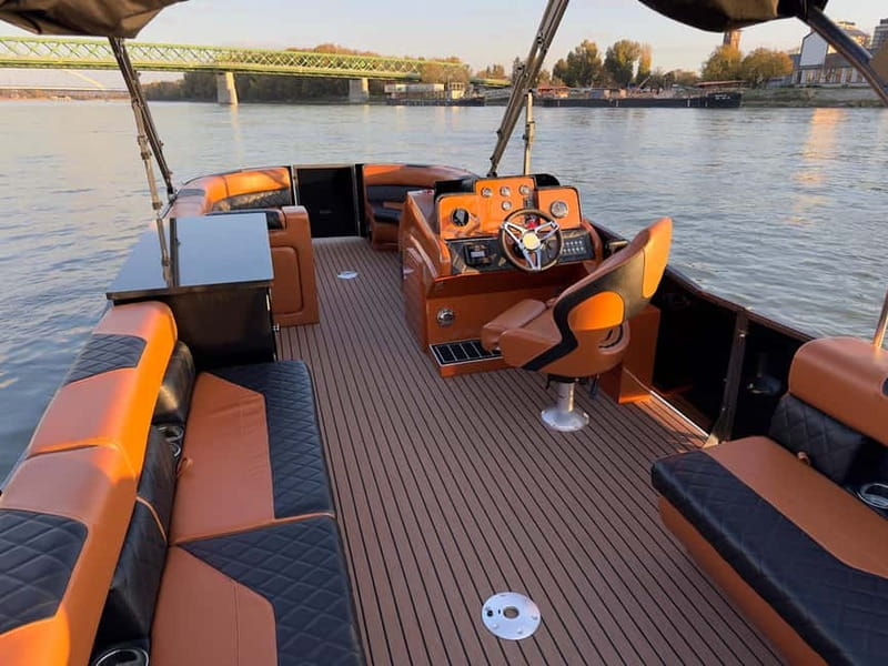 Bratislava: Private Danube River Cruise with Drinks - The one-hour route and its best views