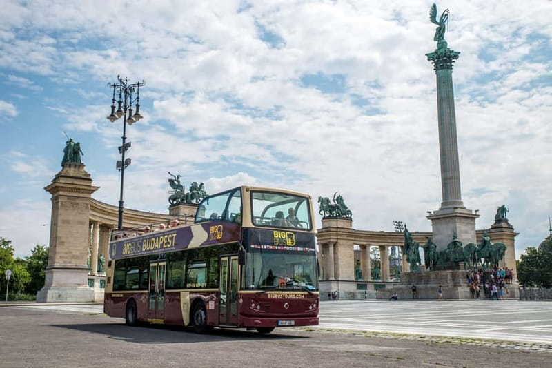 Budapest: Big Bus Hop-On Hop-Off Tour & Danube River Cruise - Heroes’ Square and the City Park sights