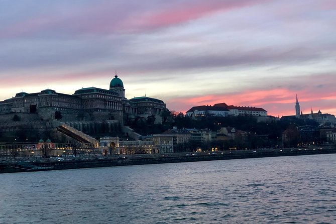 Budapest Danube River Candlelit Dinner Cruise with Live Music - Drinks, the welcome toast, and the final bill