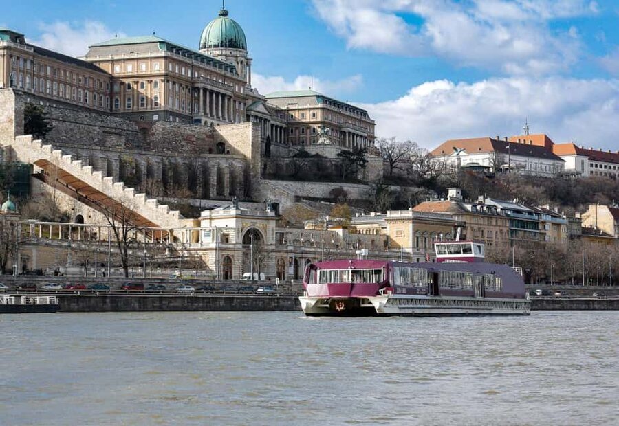 Budapest: Danube River Sightseeing Cruise with Audio Guide - The itinerary connects Buda and Pest