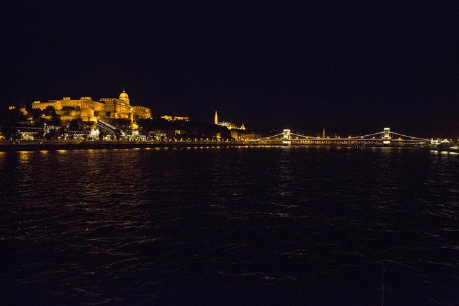 Budapest: Night Walking Tour with Danube River Cruise - Chain Bridge and the Danube Promenade