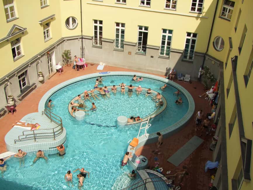 Budapest Super Saver: Spa, Basilica Tour, and Danube Cruise - A full Budapest day, from thermal water to city lights