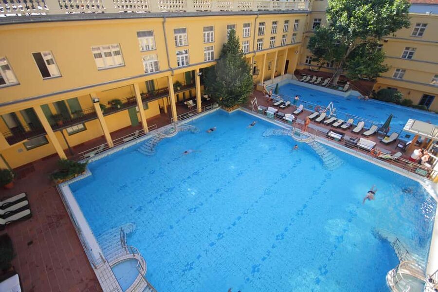 Budapest Super Saver: Spa, Basilica Tour, and Danube Cruise - Starting at Lukács Thermal Spa
