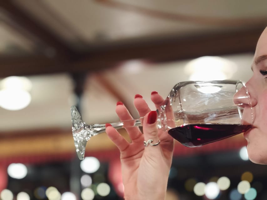 Budapest: Wine & Dine Cruise on the Danube - Buda Castle, Matthias Church, and Fisherman’s Bastion