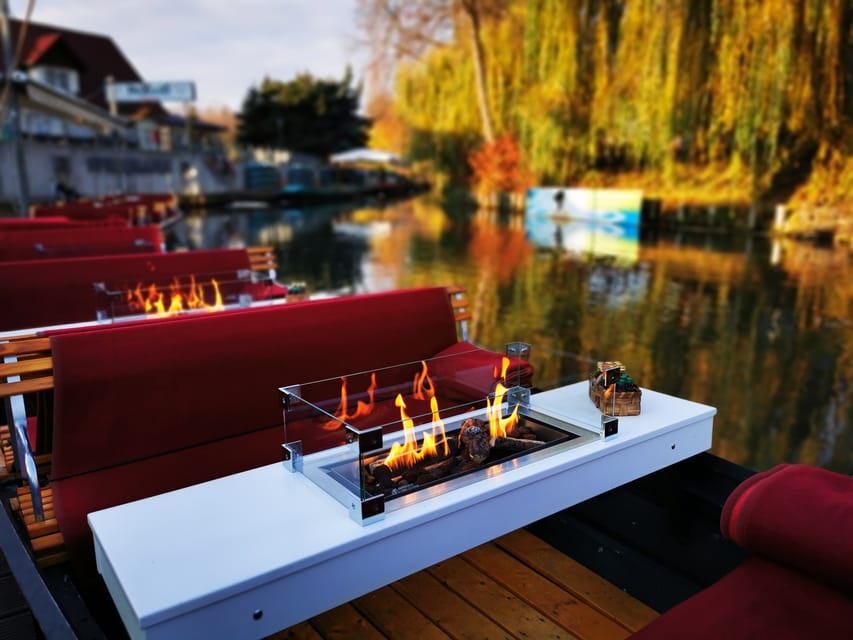 Burg: Spreewald Winter Cruise with Fireplace - Meeting the boat at Spreehafen Burg