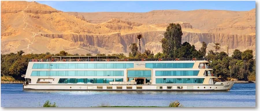Cairo: 6-Day Egypt Tour with Flights and Nile Cruise - Flying to Luxor and boarding the Nile