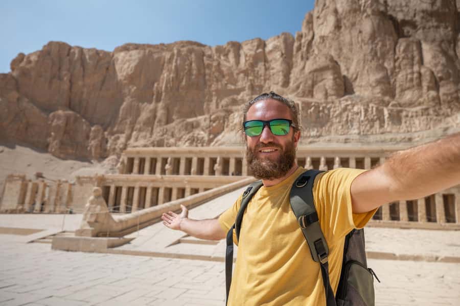 Cairo: 8-Day Private Egypt Tour with Flights and Nile Cruise - Day 2: Alexandria’s catacombs, library, and sea air