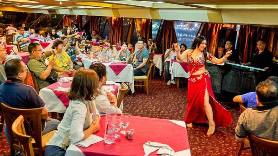 Cairo : Cairo Nile Dinner Cruise and Show - Belly Dancing, Folklore, and Music