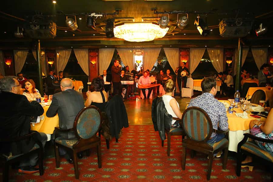 Cairo: Nile Maxim Luxurious Dinner Cruise with Dance Show - How the guides shape the evening