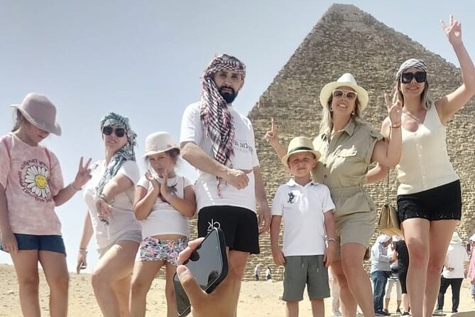 Cairo pyramids tour from Hurghada and Nile boat without Stopping - A quiet 45 minutes on the Nile