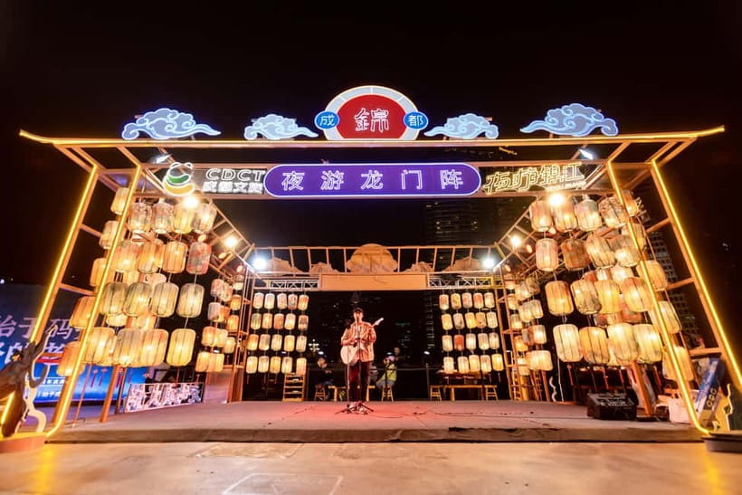 Chengdu: JinJiang River Night Cruise Tickets - Old temples, mirrored towers, and reflected light
