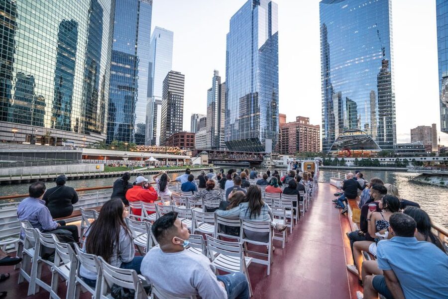 Chicago: Architecture River Cruise Skip-the-Ticket Line - The Main Branch and Chicago’s famous towers