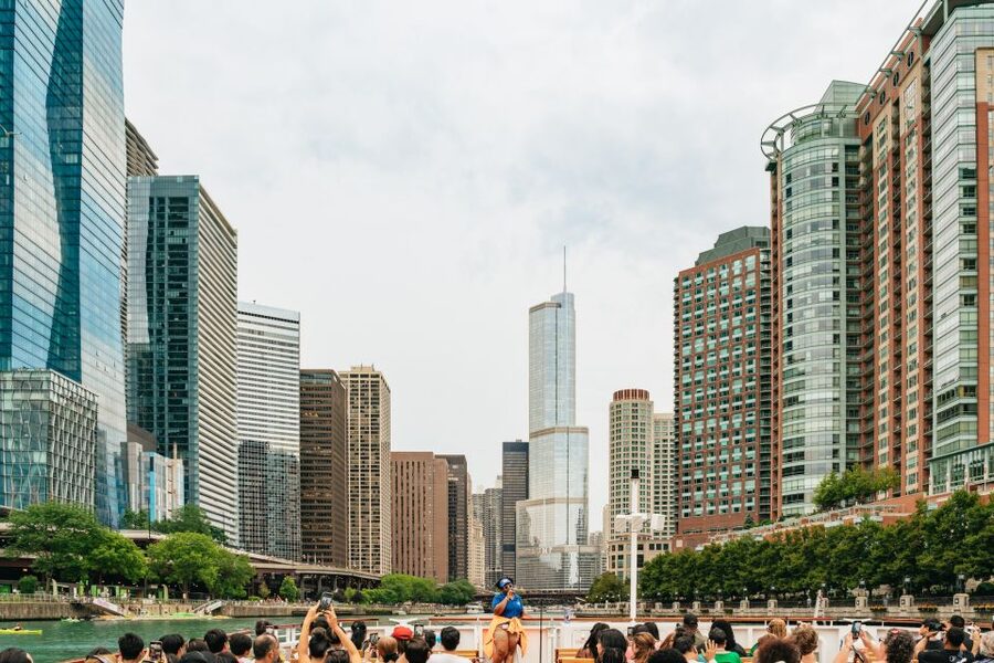 Chicago: Architecture River Cruise Skip-the-Ticket Line - Choosing between a morning, sunset, or evening cruise