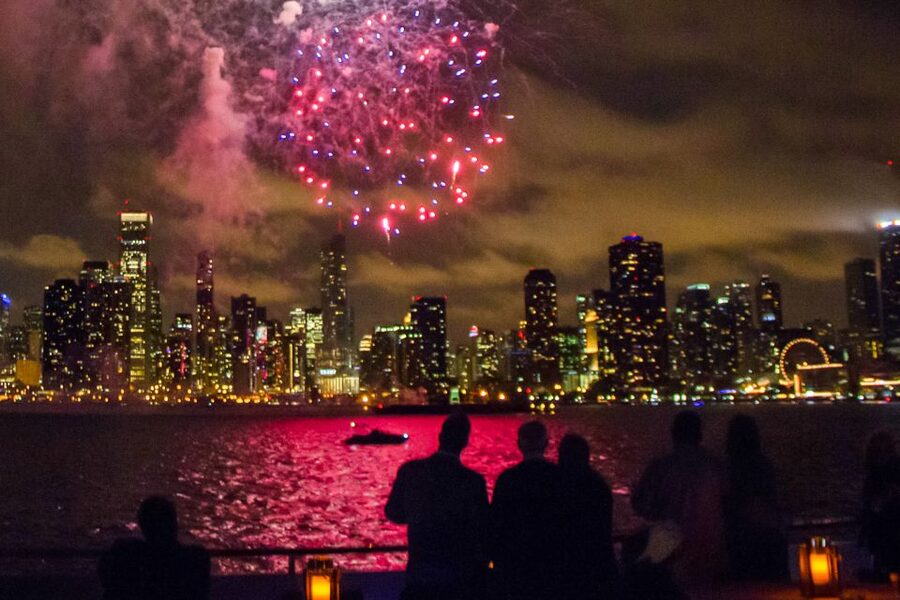 Chicago: Fireworks Cruise with Lake or River Viewing Options - Is $32 a fair price?