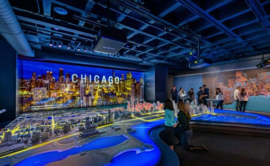 Chicago: First Lady River Cruise & Architecture Center Combo - What the onboard facilities add
