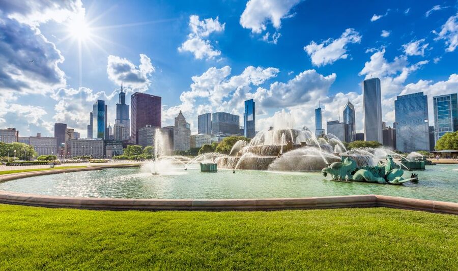 Chicago: Guided Tour with Architecture River Cruise - Walking, weather, and accessibility