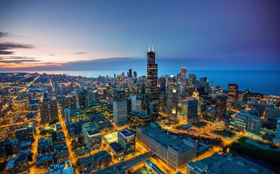 Chicago Night Driving Tour with Skydeck and River Cruise - Who will enjoy this Chicago night tour most?