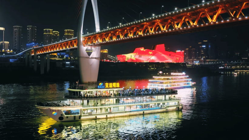 Chongqing: Two Rivers Night Cruise- Yangtze & Jialing Rivers - Clothing, comfort, and boarding tips