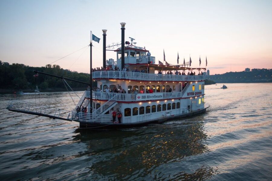 Cincinnati: Ohio River Cruise with Buffet Dinner - Key points to know before boarding