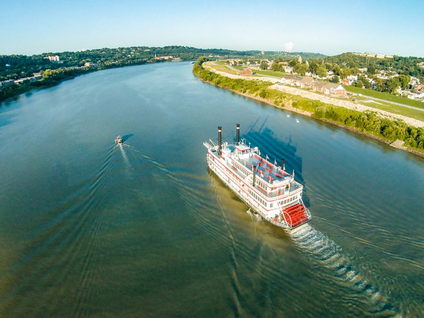Cincinnati: Riverboat Cruise with Lunch and Entertainment - Finding the best place to sit