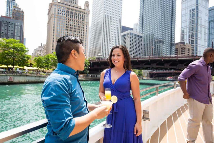 City Cruises Chicago: Brunch, Lunch, or Dinner River Cruise - Goose Island, Union Station, and the west branch