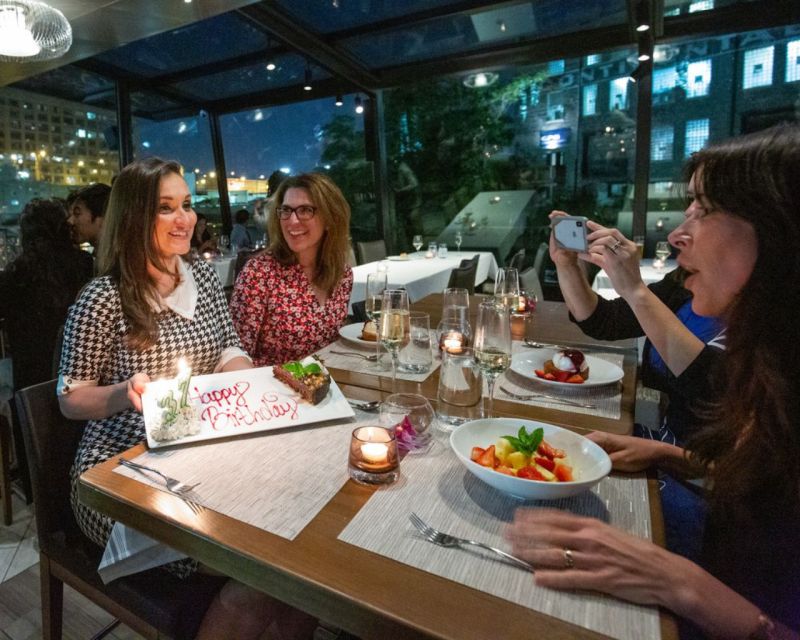 City Cruises Chicago: Brunch, Lunch, or Dinner River Cruise - Willis Tower and the South Branch