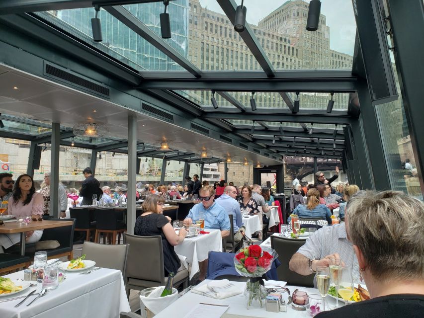 City Cruises Chicago: Brunch, Lunch, or Dinner River Cruise - Who gets the most from this cruise