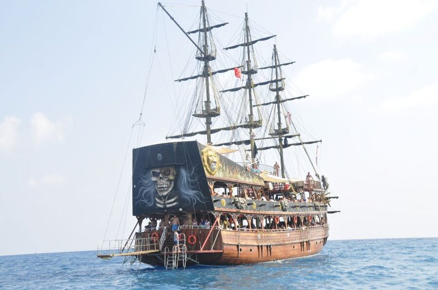 City of Side: Manavgat River Boat Lunch Cruise & Bazaar Tour - Should you book the Manavgat River and Bazaar Tour?