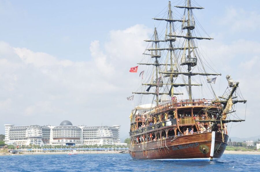 City of Side: Manavgat River Boat Lunch Cruise & Bazaar Tour - Leaving Side for the Manavgat River